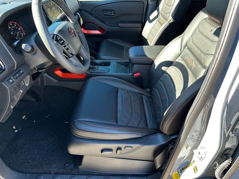 New 2026 Nissan Frontier Pro-X w/ Pro Premium Package RWD image 9