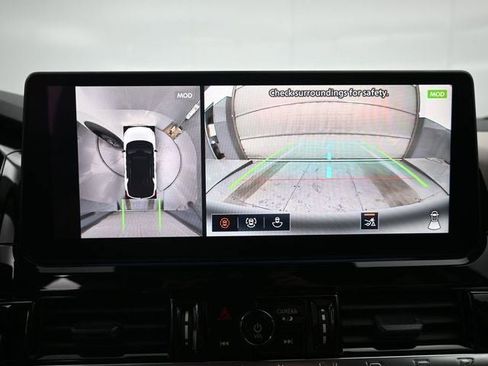 New 2026 Nissan Pathfinder SL image 16