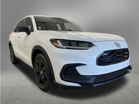 New 2027 Honda HR-V Sport image 9