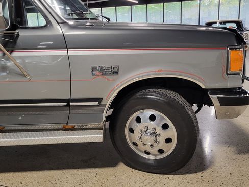 Used 1987 Ford F250 2WD SuperCab image 39