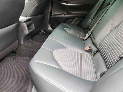 Used 2019 Toyota Camry SE w/ Convenience Package image 22