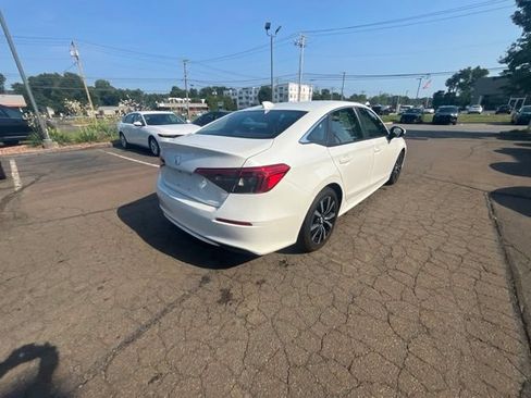 Used 2024 Honda Civic EX image 13