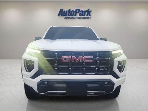 Used 2023 GMC Canyon AT4 image 2