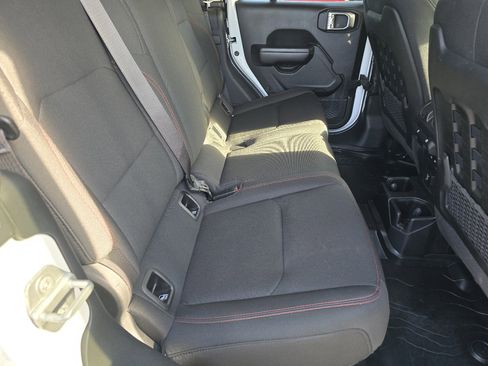 Used 2020 Jeep Gladiator Rubicon image 29