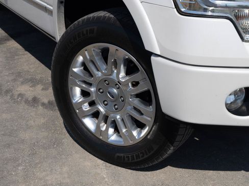 Used 2013 Ford F150 Platinum AWD/4WD image 4
