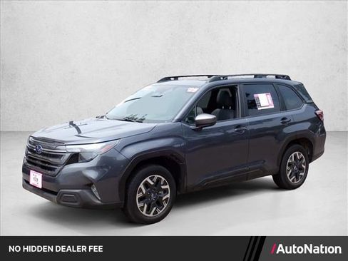 Certified 2025 Subaru Forester Premium AWD/4WD image 1