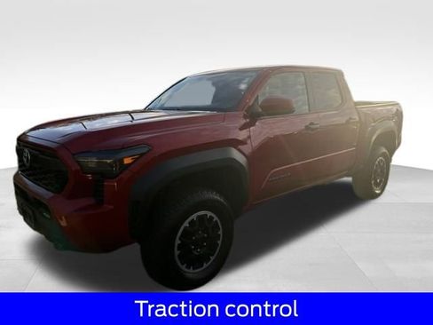 Used 2024 Toyota Tacoma TRD Off-Road image 3