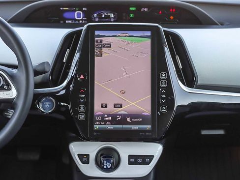 Used 2019 Toyota Prius Prime Premium image 12