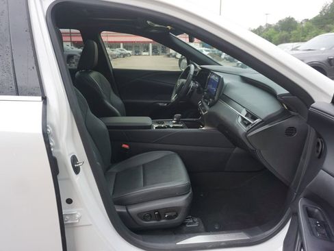 Used 2024 Lexus RX 350 Premium w/ Convenience Package FWD image 18