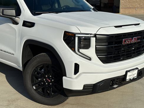 New 2026 GMC Sierra 1500 Pro w/ Graphite Edition image 3