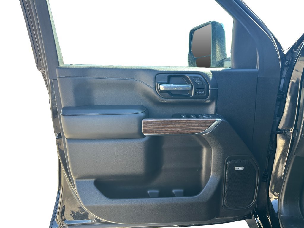 Used 2022 Chevrolet Silverado 2500 High Country w/ Z71 Off-Road Package AWD/4WD image 15