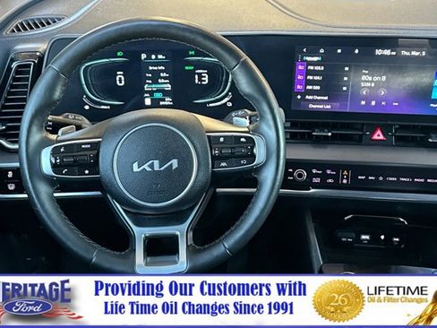 Used 2023 Kia Sportage EX image 14