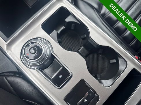 Used 2024 Ford Edge SEL w/ Convenience Package AWD/4WD image 36