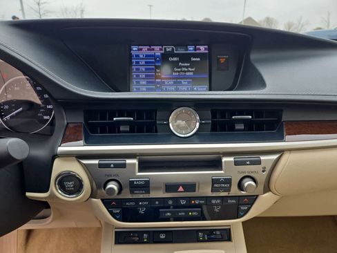 Used 2013 Lexus ES 350 image 28