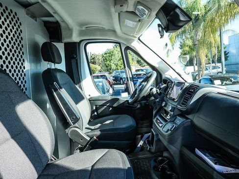 Used 2023 RAM ProMaster 2500 image 18