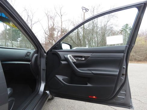 Used 2014 Nissan Altima 2.5 SL w/ Technology Package FWD image 12