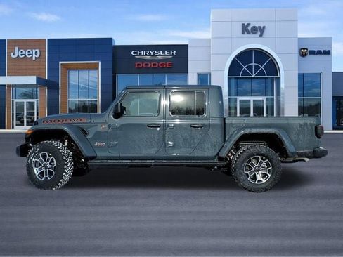 New 2026 Jeep Gladiator Mojave w/ Technology Group AWD/4WD image 3