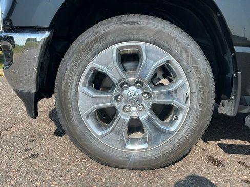 Used 2021 RAM 1500 Big Horn AWD/4WD image 11