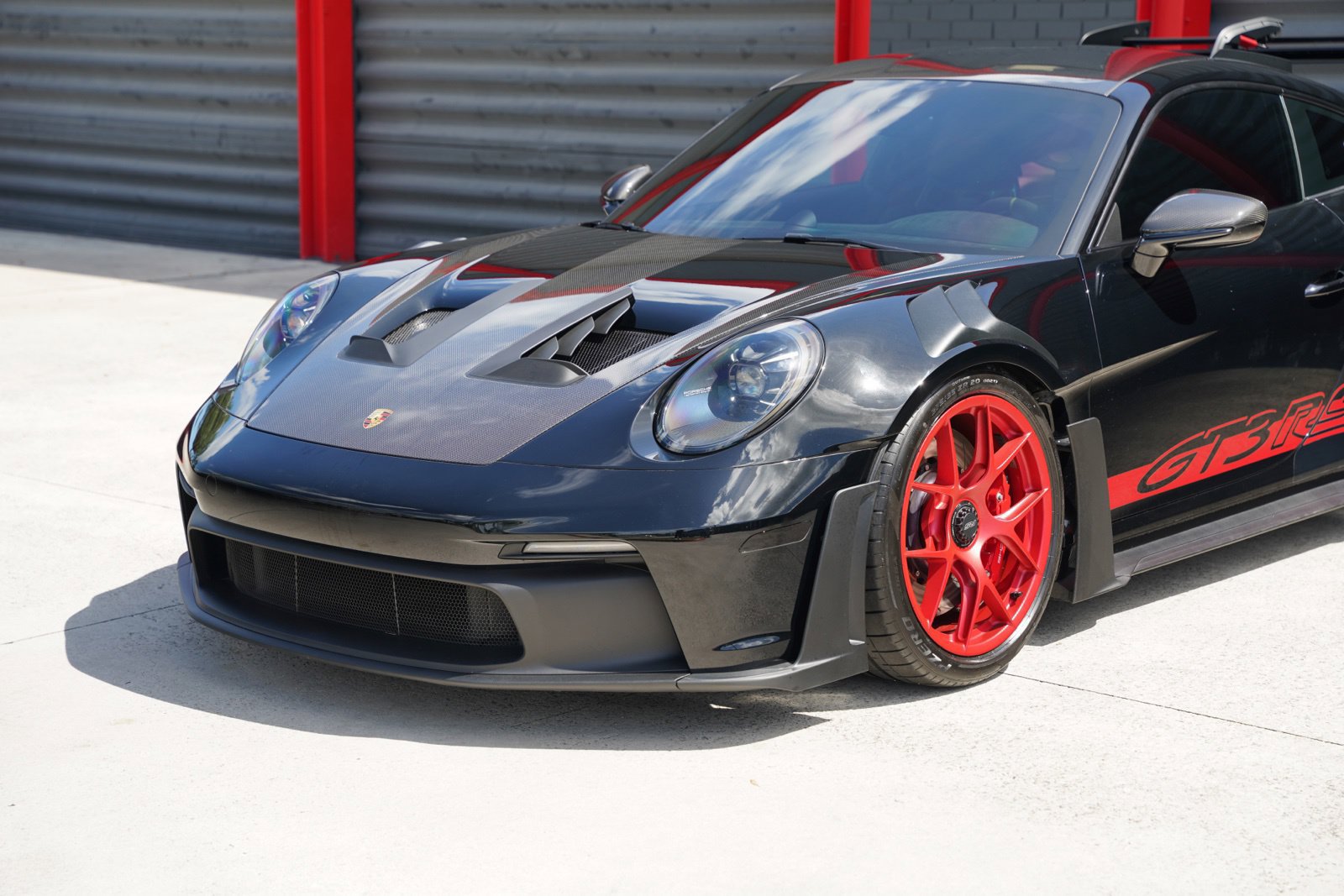 Used 2025 Porsche 911 GT3 RS w/ Weissach Package RWD image 5