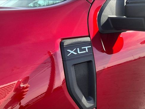 New 2026 Ford Maverick XLT w/ XLT Luxury Package image 9