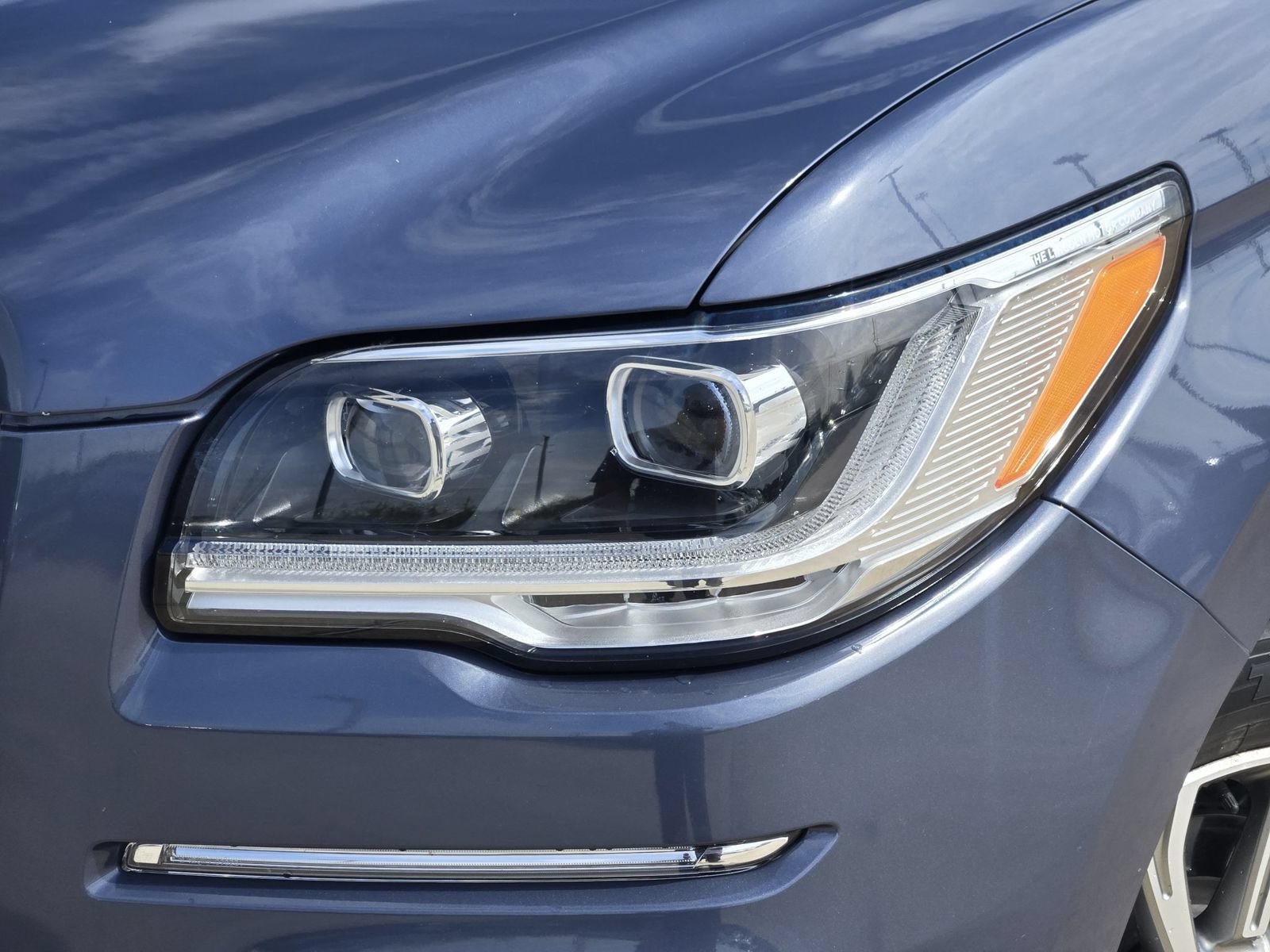 Used 2023 Lincoln Navigator 2WD image 10