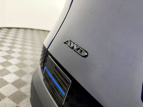 Used 2024 Toyota Grand Highlander AWD image 15