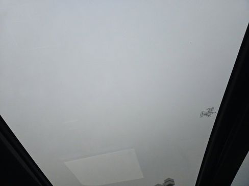 Used 2023 Ford Expedition Limited image 33