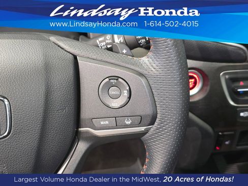 Used 2023 Honda Passport TrailSport image 16