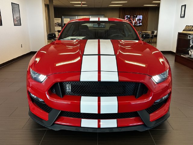Used 2018 Ford Mustang Shelby GT350 w/ Electronics Package RWD image 2