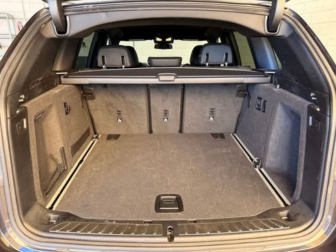 Used 2019 BMW X3 xDrive30i w/ Driving Assistance Package AWD/4WD image 18