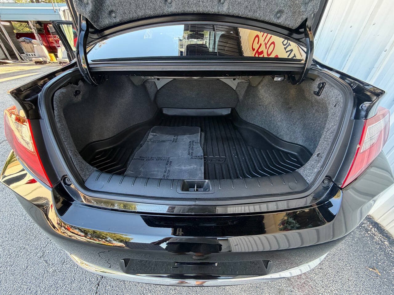 Used 2016 Honda Accord EX-L image 29