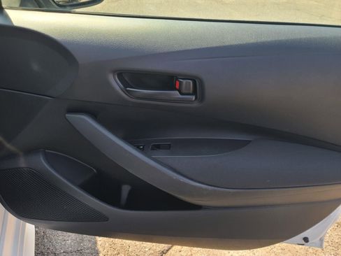 Used 2023 Toyota Corolla LE FWD image 19