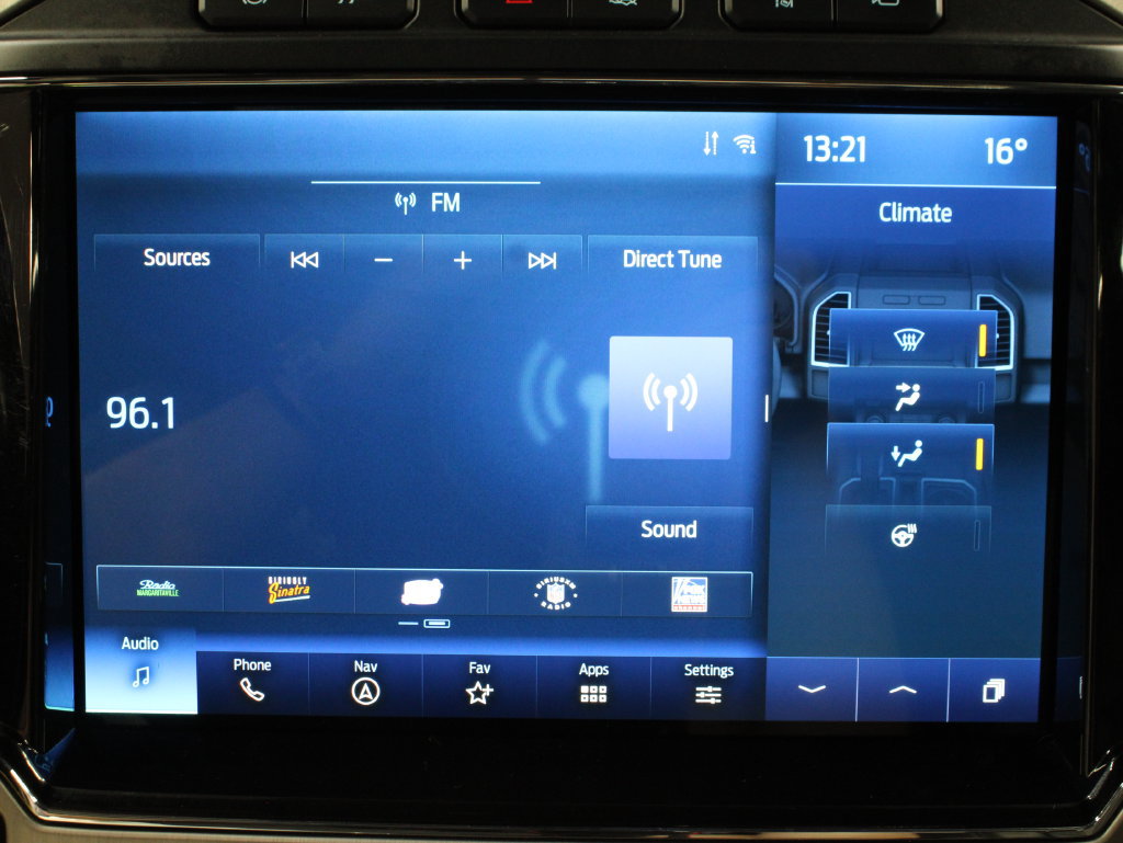 Used 2022 Ford F250 Platinum w/ Tremor Off-Road Package AWD/4WD image 34