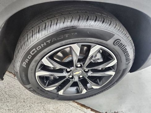 Used 2023 Chevrolet TrailBlazer LT FWD image 36