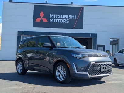 Used 2023 Kia Soul LX w/ Option Group 015