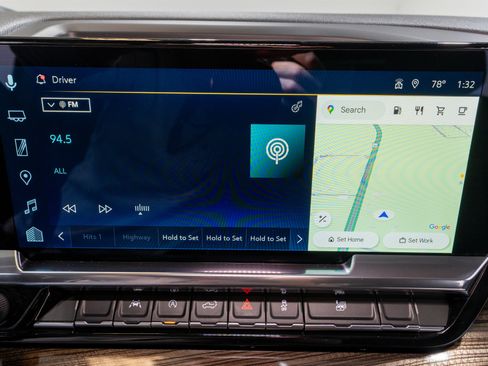 Used 2025 Chevrolet Silverado 1500 LT image 18