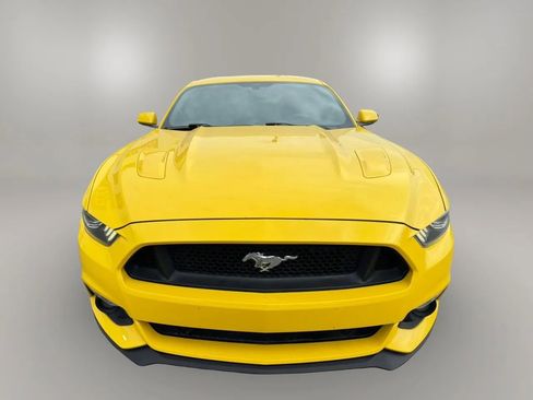 Used 2017 Ford Mustang GT RWD image 9