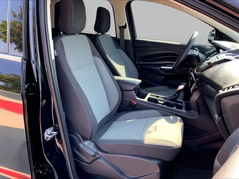 Used 2018 Ford Escape SE AWD/4WD image 9