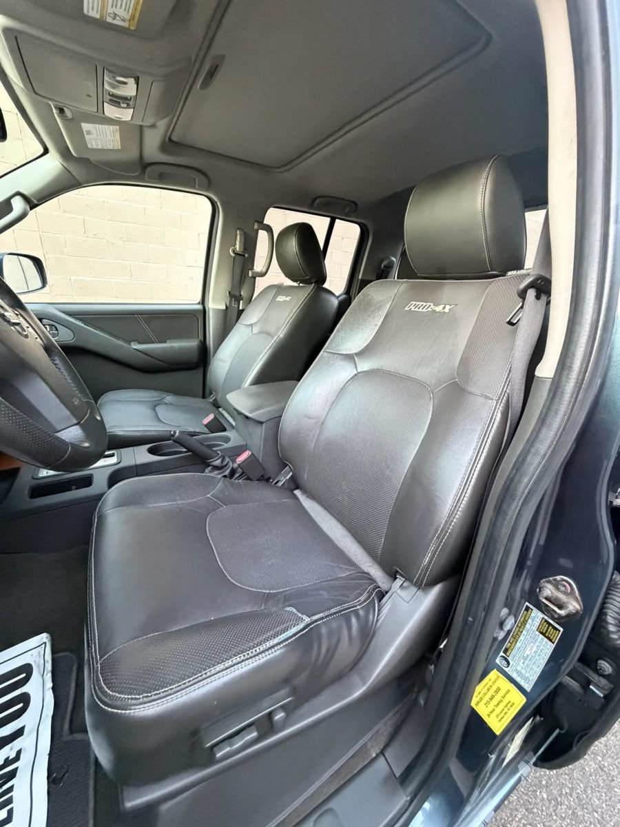 Used 2014 Nissan Frontier PRO-4X w/ Pro-4x Luxury Package AWD/4WD image 11