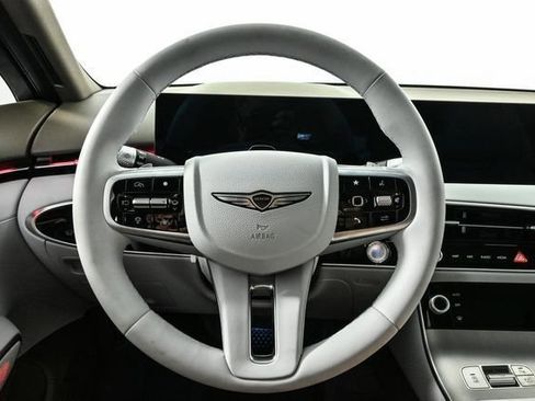 New 2026 Genesis GV70 2.5T Advanced AWD/4WD image 15