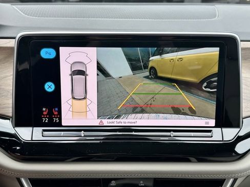 New 2026 Volkswagen Atlas SE image 25