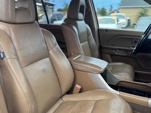 Used 2004 Honda Pilot EX image 7