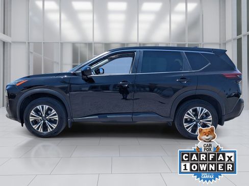 Certified 2023 Nissan Rogue SV FWD image 2