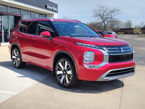New 2026 Mitsubishi Outlander SEL AWD/4WD image 14
