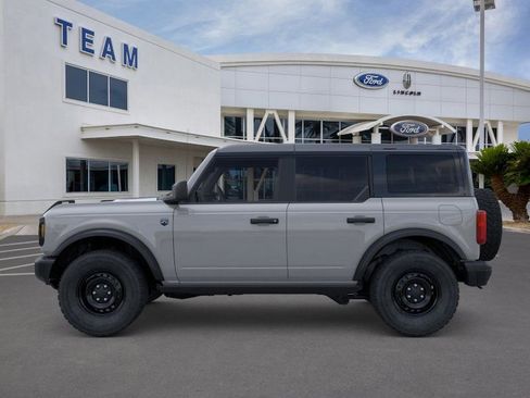 New 2026 Ford Bronco Big Bend w/ Black Diamond Package image 3