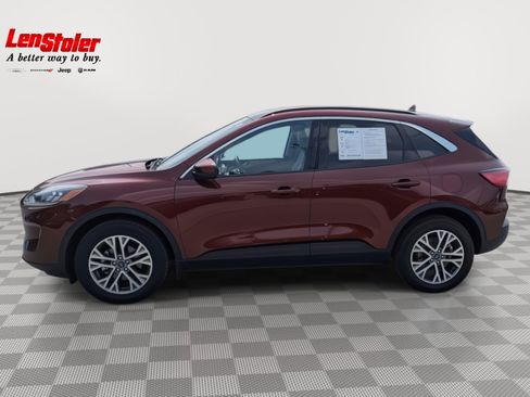 Used 2021 Ford Escape SEL w/ Class II Trailer Tow Package image 2