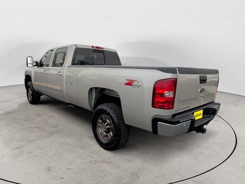 Used 2007 Chevrolet Silverado 3500 LTZ w/ Suspension Package, Off-Road AWD/4WD image 3