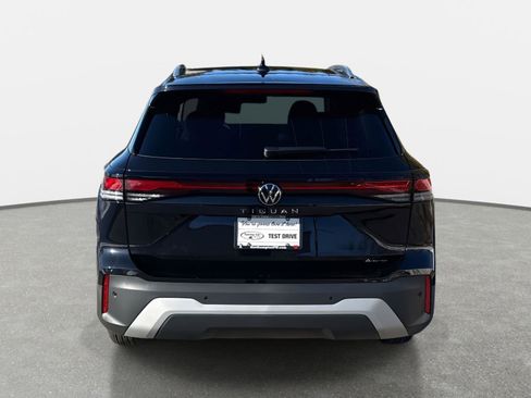 New 2026 Volkswagen Tiguan S image 6