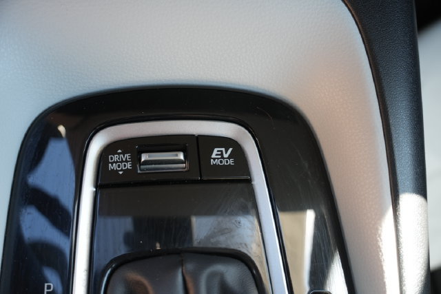 Used 2025 Toyota Corolla SE FWD image 37