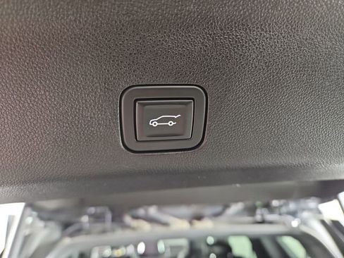 Used 2023 Chevrolet Tahoe LT AWD/4WD image 33